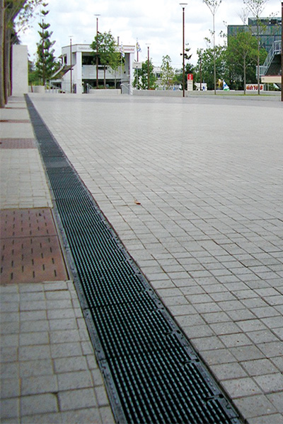 EKKA Plaza